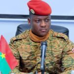 Ibrahim Traoré, Presiden Burkina Faso, dalam sebuah pertemuan, tampil berwibawa dan meyakinkan